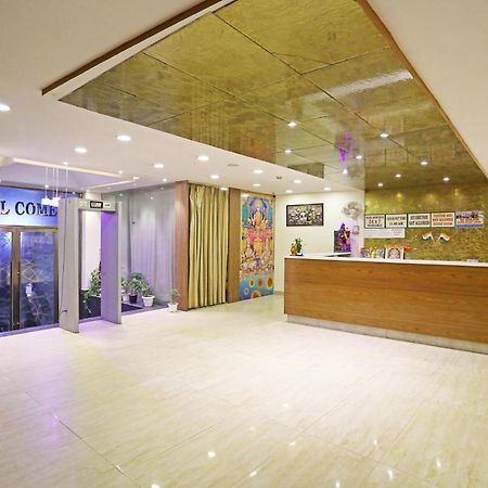 Hotel D'Capitol - Delhi Airport 新德里 外观 照片