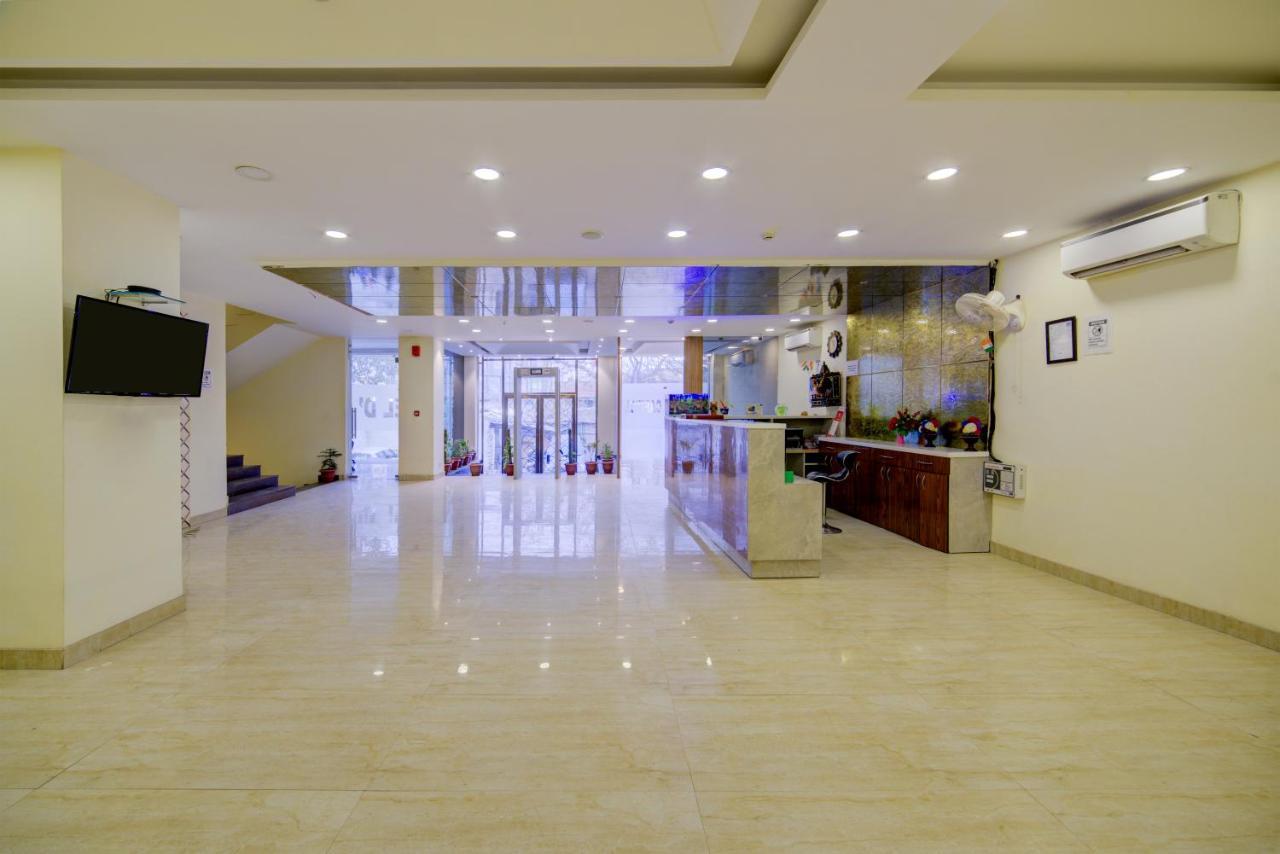 Hotel D'Capitol - Delhi Airport 新德里 外观 照片