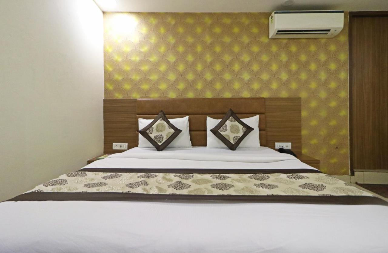 Hotel D'Capitol - Delhi Airport 新德里 外观 照片
