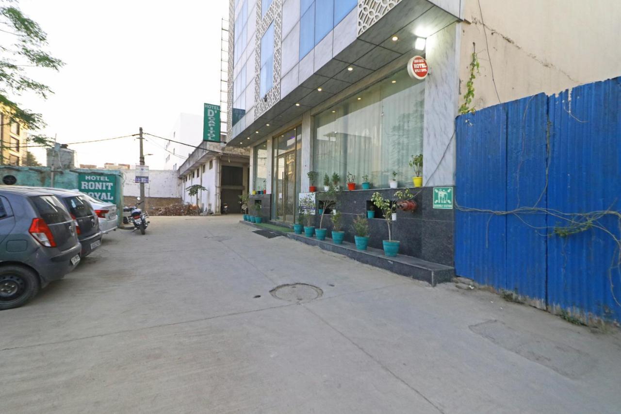 Hotel D'Capitol - Delhi Airport 新德里 外观 照片