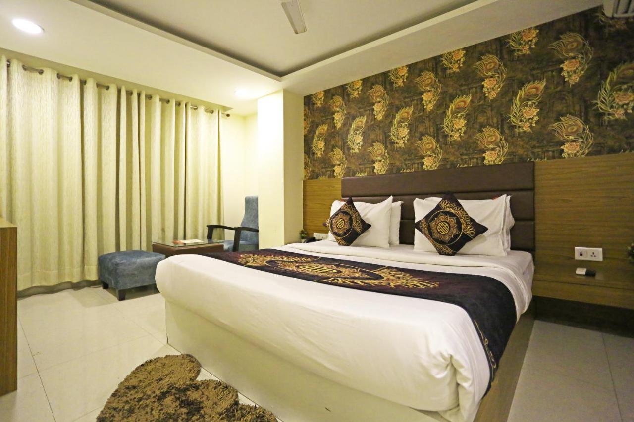 Hotel D'Capitol - Delhi Airport 新德里 外观 照片