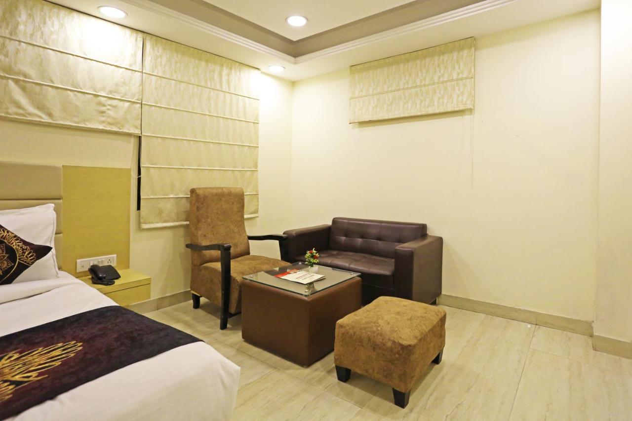 Hotel D'Capitol - Delhi Airport 新德里 外观 照片