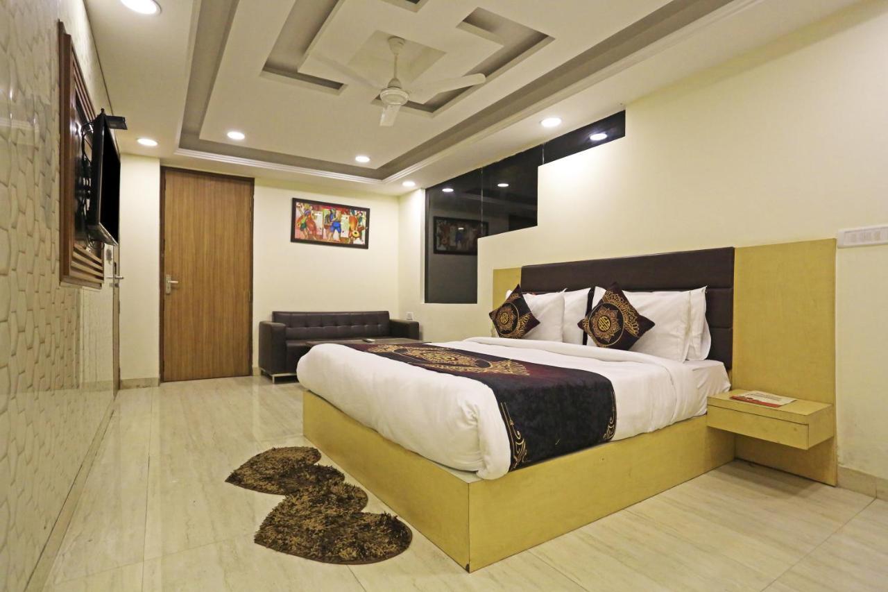 Hotel D'Capitol - Delhi Airport 新德里 外观 照片