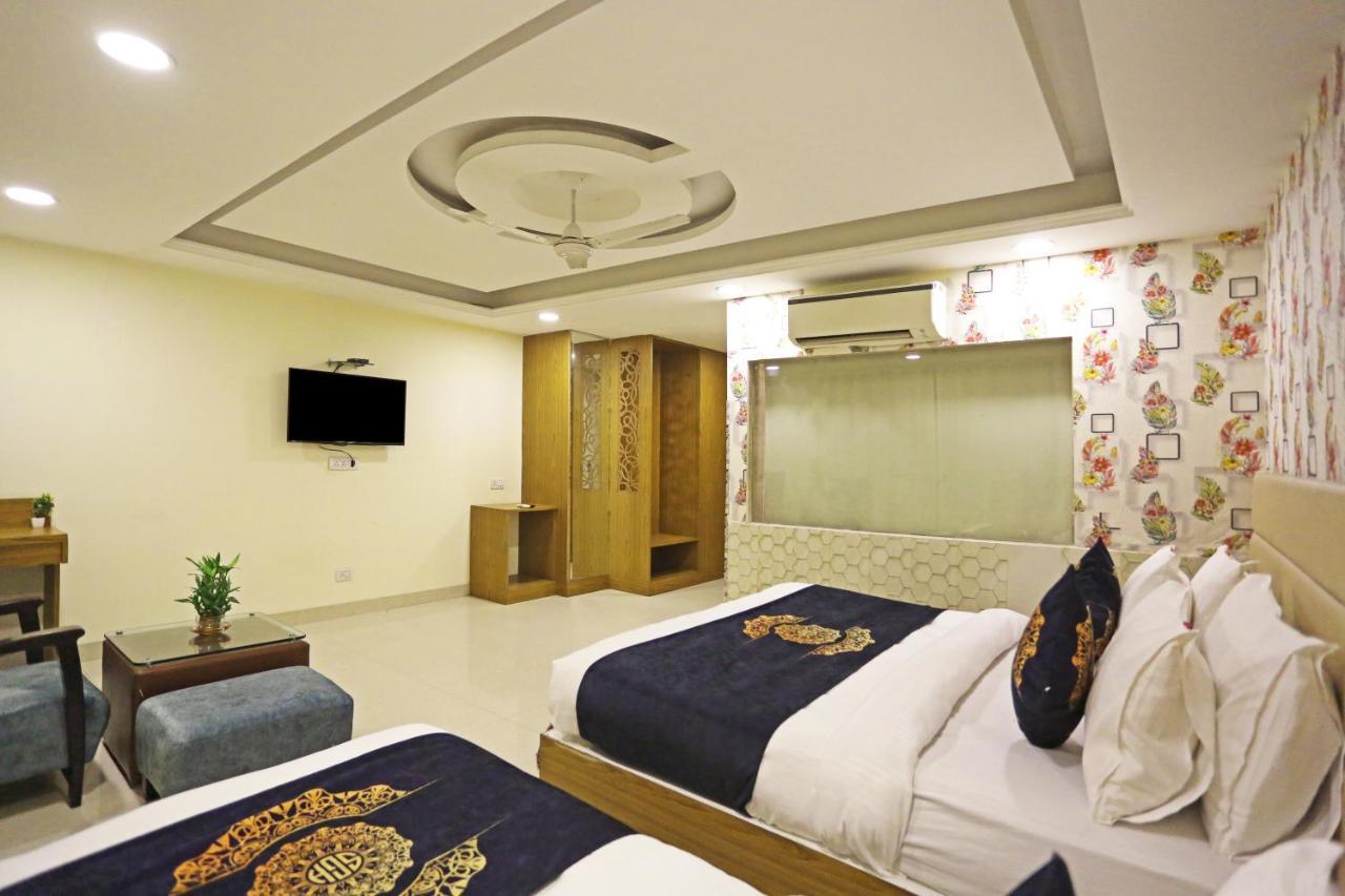 Hotel D'Capitol - Delhi Airport 新德里 外观 照片