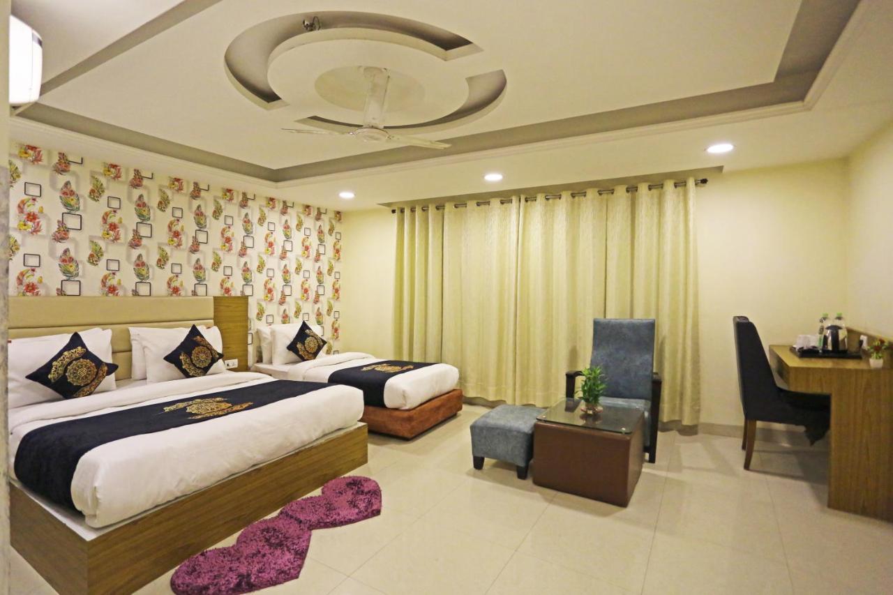 Hotel D'Capitol - Delhi Airport 新德里 外观 照片