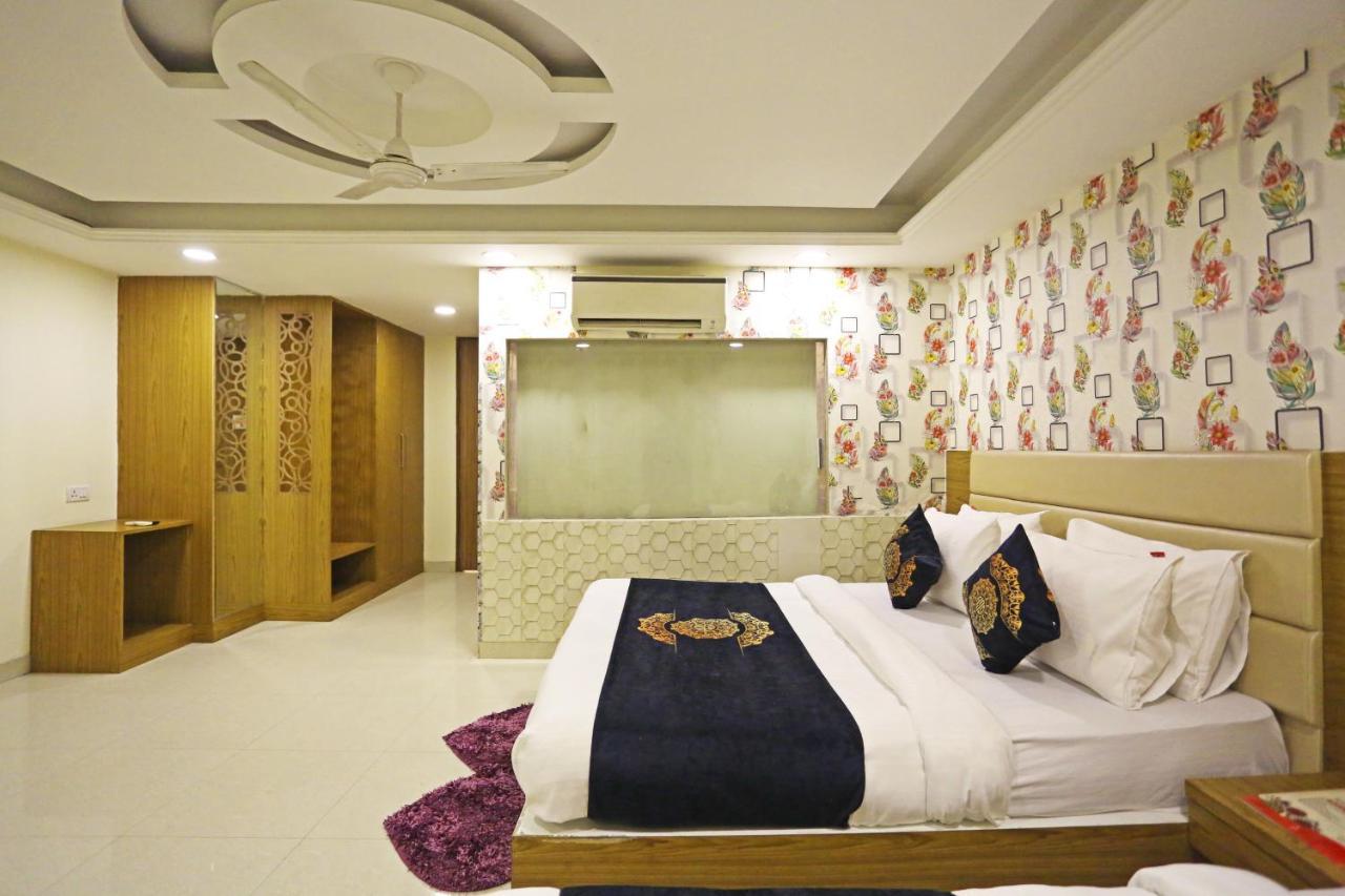 Hotel D'Capitol - Delhi Airport 新德里 外观 照片