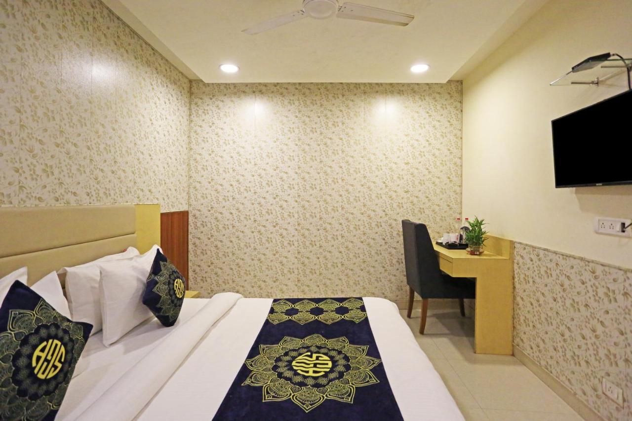 Hotel D'Capitol - Delhi Airport 新德里 外观 照片